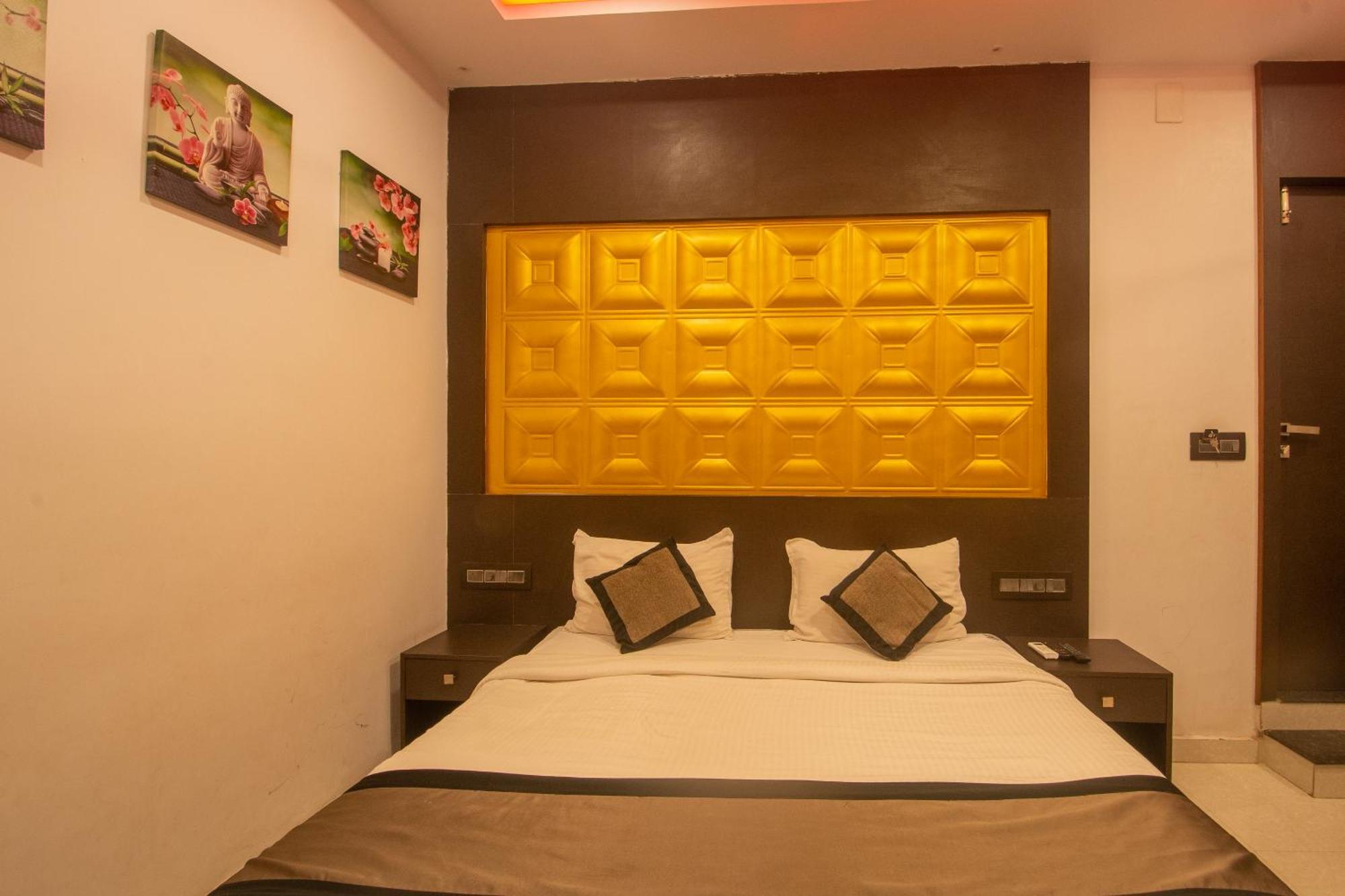 Parampara Residency Кушалнагар Экстерьер фото